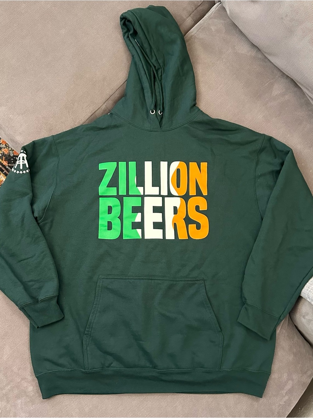 Barstool Sports Hoodie XXL Mens Irish St. Paddy’s Day Zillion Beers Graphic